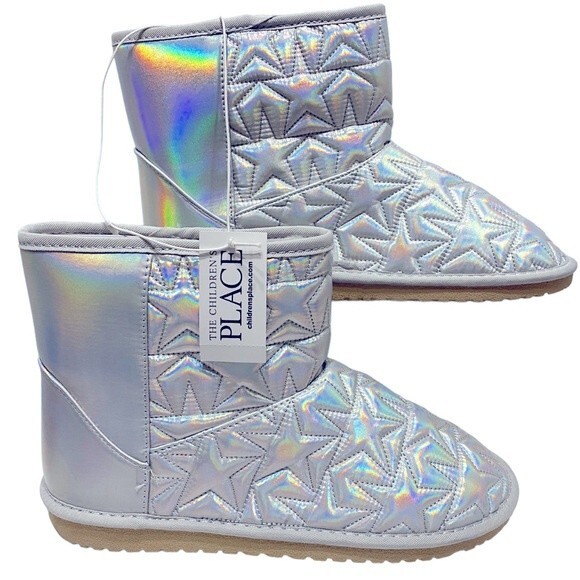The Children’s Place Girls Metallic Star Chalet Boots - Picture 4 of 9